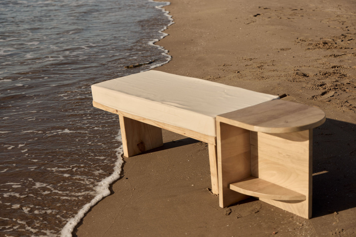 Milos sideboard