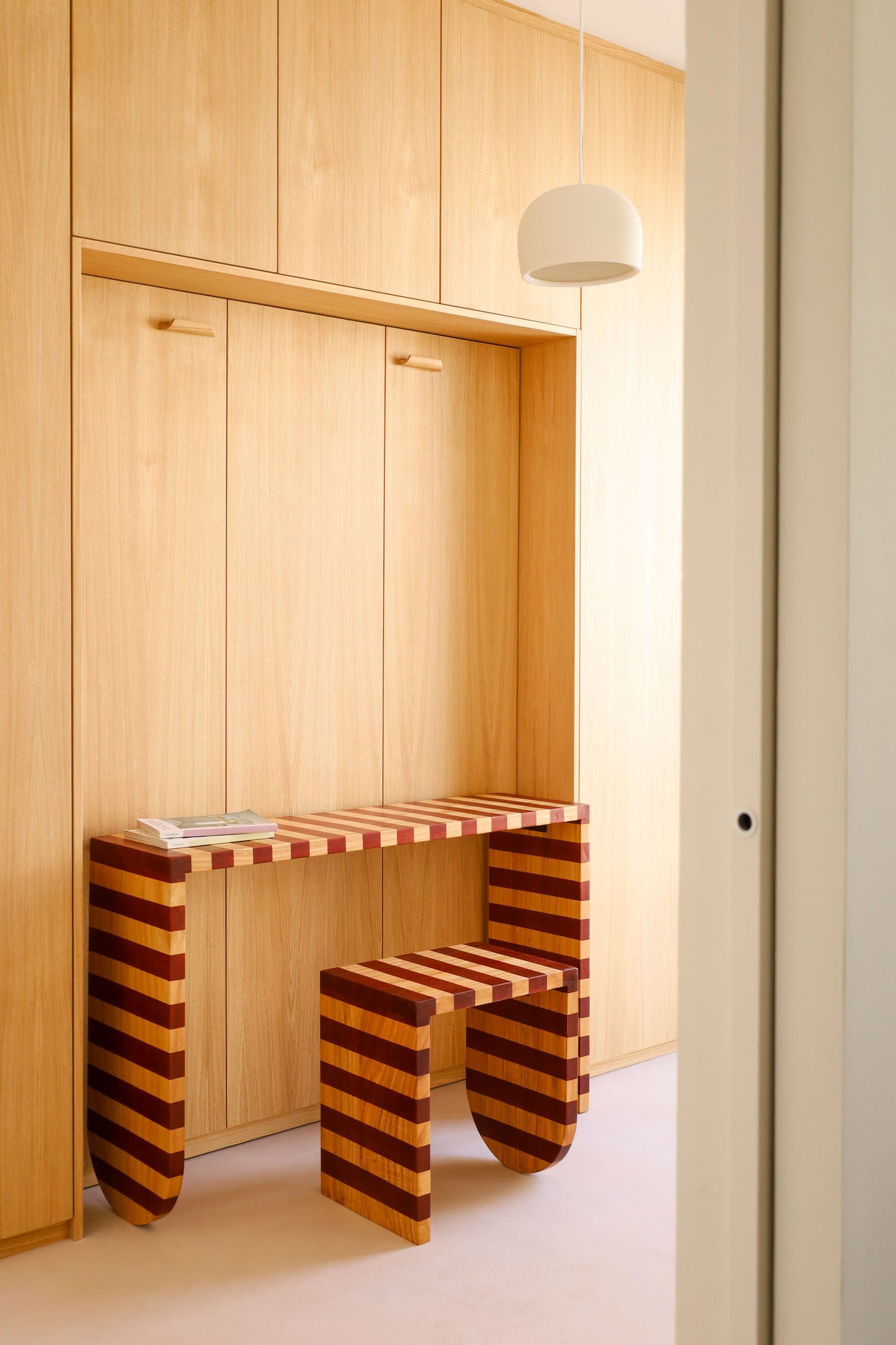 Pack de 1 escritorio y 1 mesita auxiliar Milos