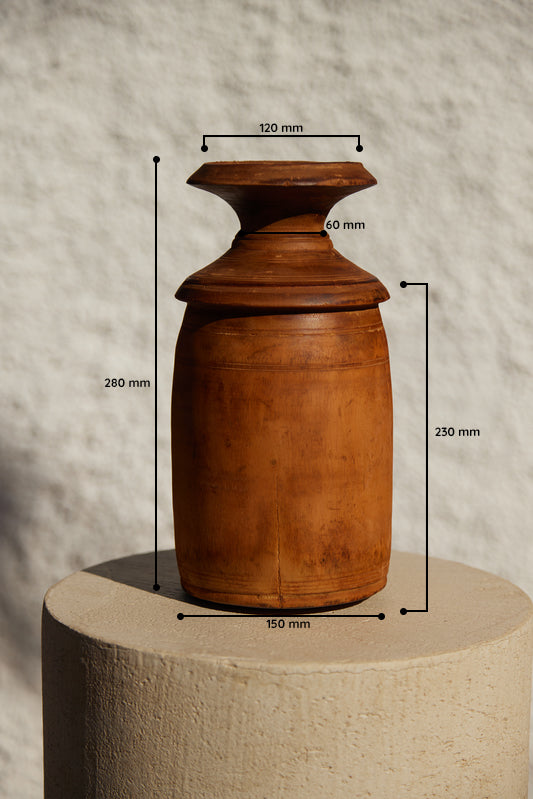 Vase en bois