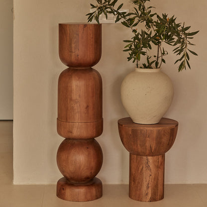 Pack of one desk and two Milos side tables