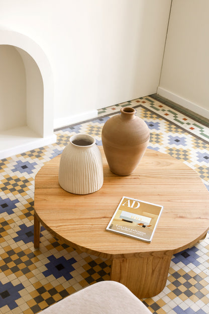 Pack de un revistero Muna y una mesa de centro Papúa