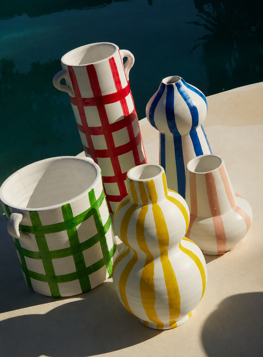 Vases colorés