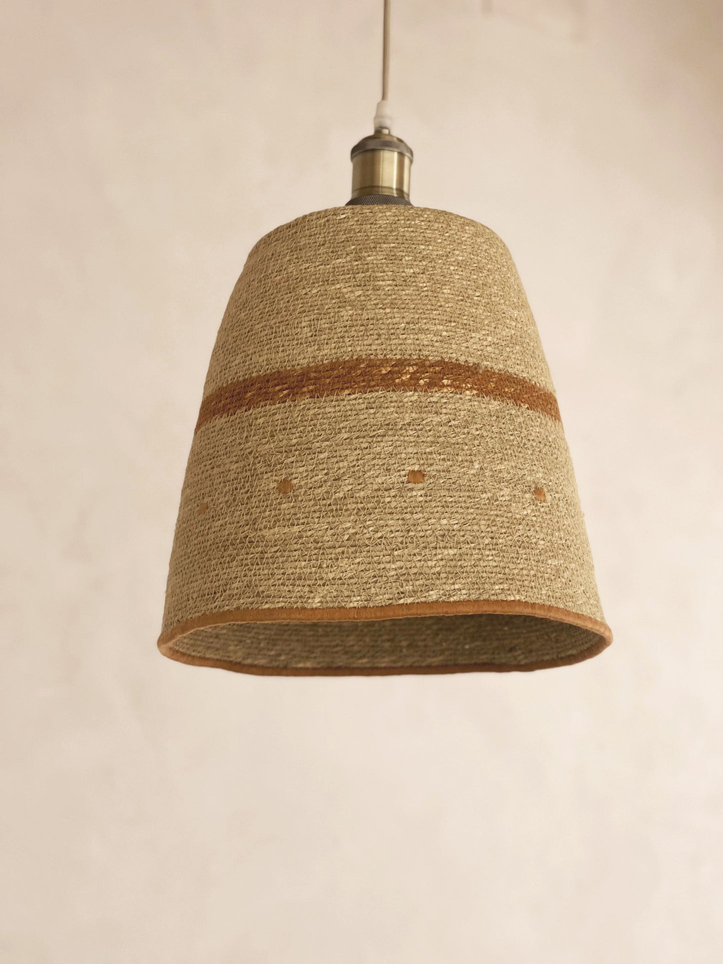 Esparto hanging lamp.