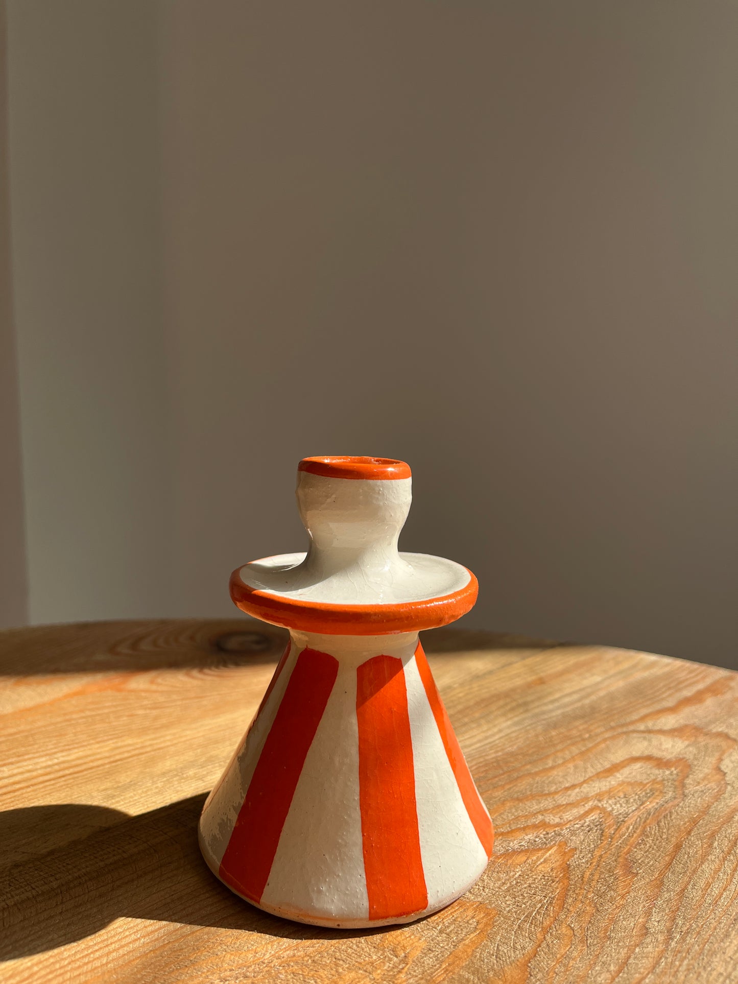 Portavelas Tell me More