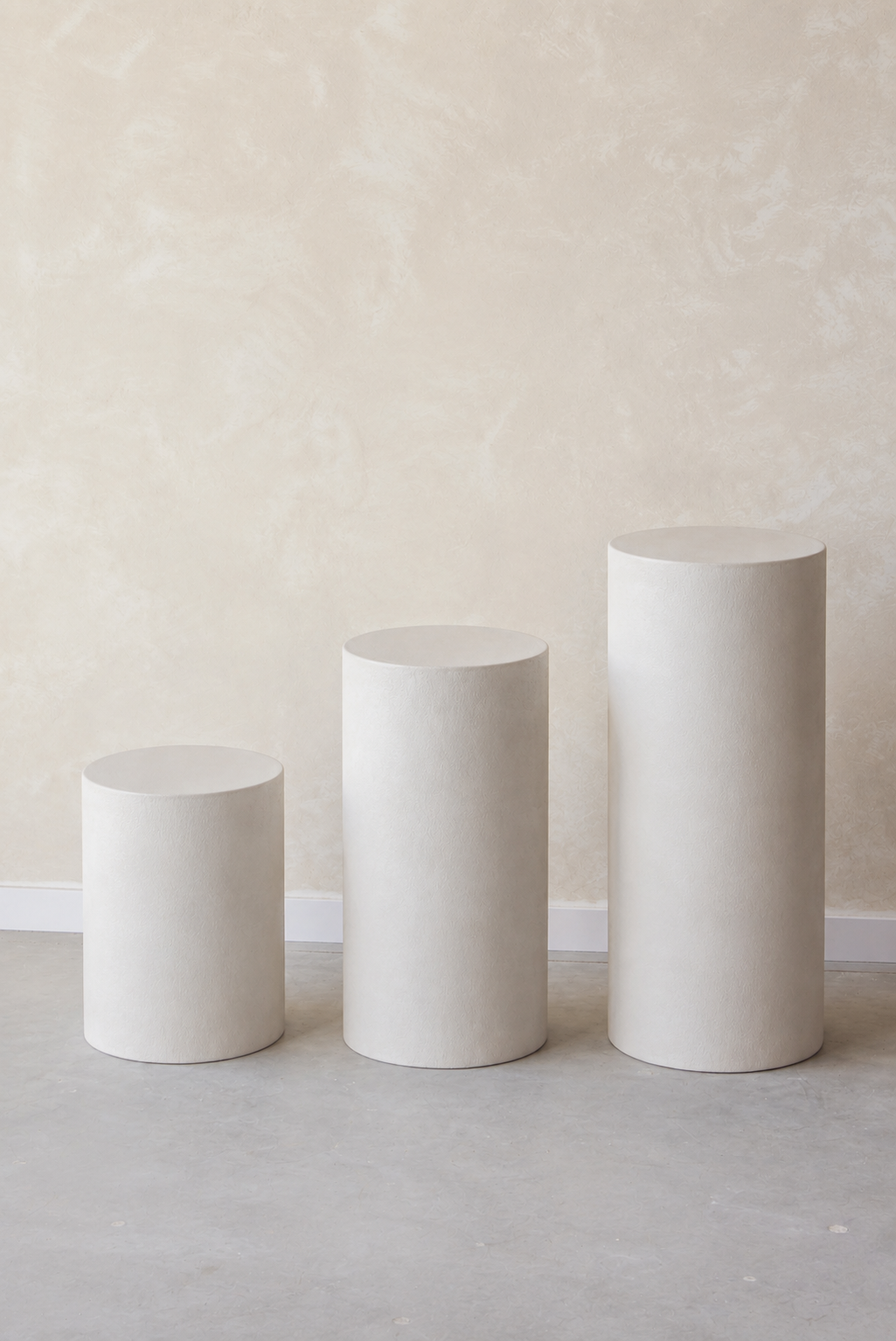 Lyra Stool